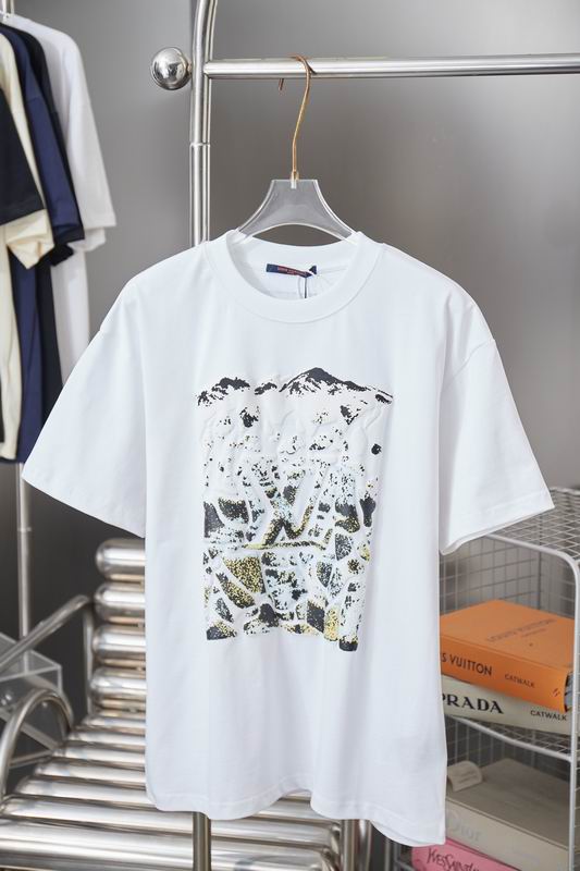 Louis Vuitton T-Shirt Unisex ID:20260604-297